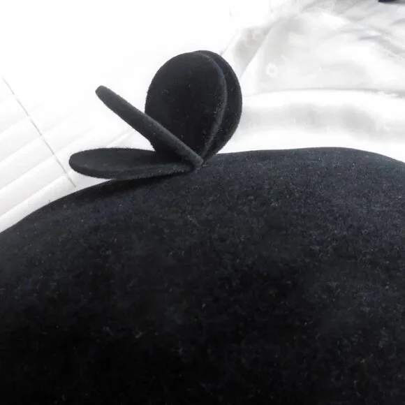 Vintage Velvet Round Pillbox Hat in Black - Picture 9 of 12